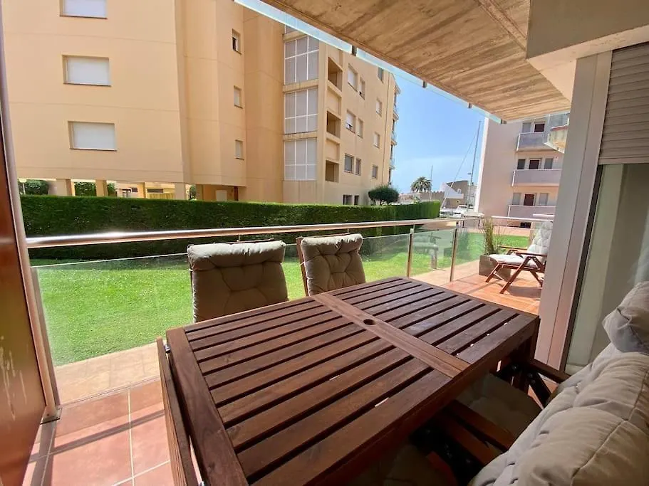 Apartamento Piso De 2 Habitaciones, 3 Piscinas Y Cerca Del Mar Roses